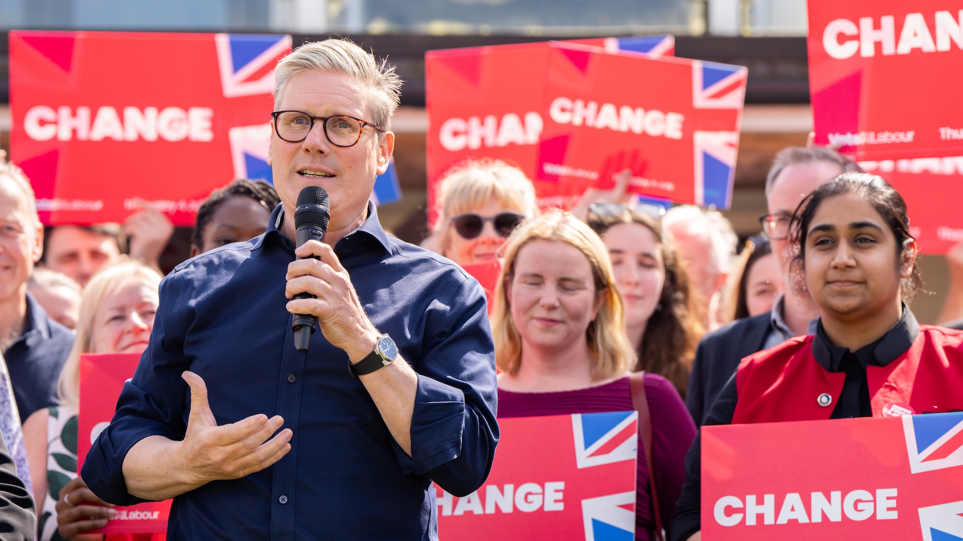 keir starmer campaigning ahead of general election