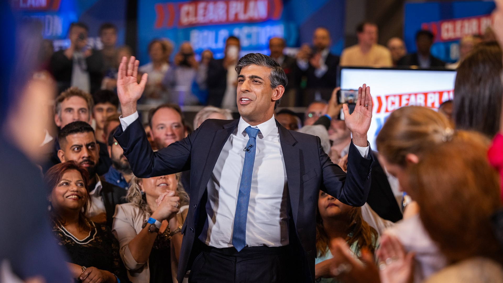 rishi sunak at an election rally