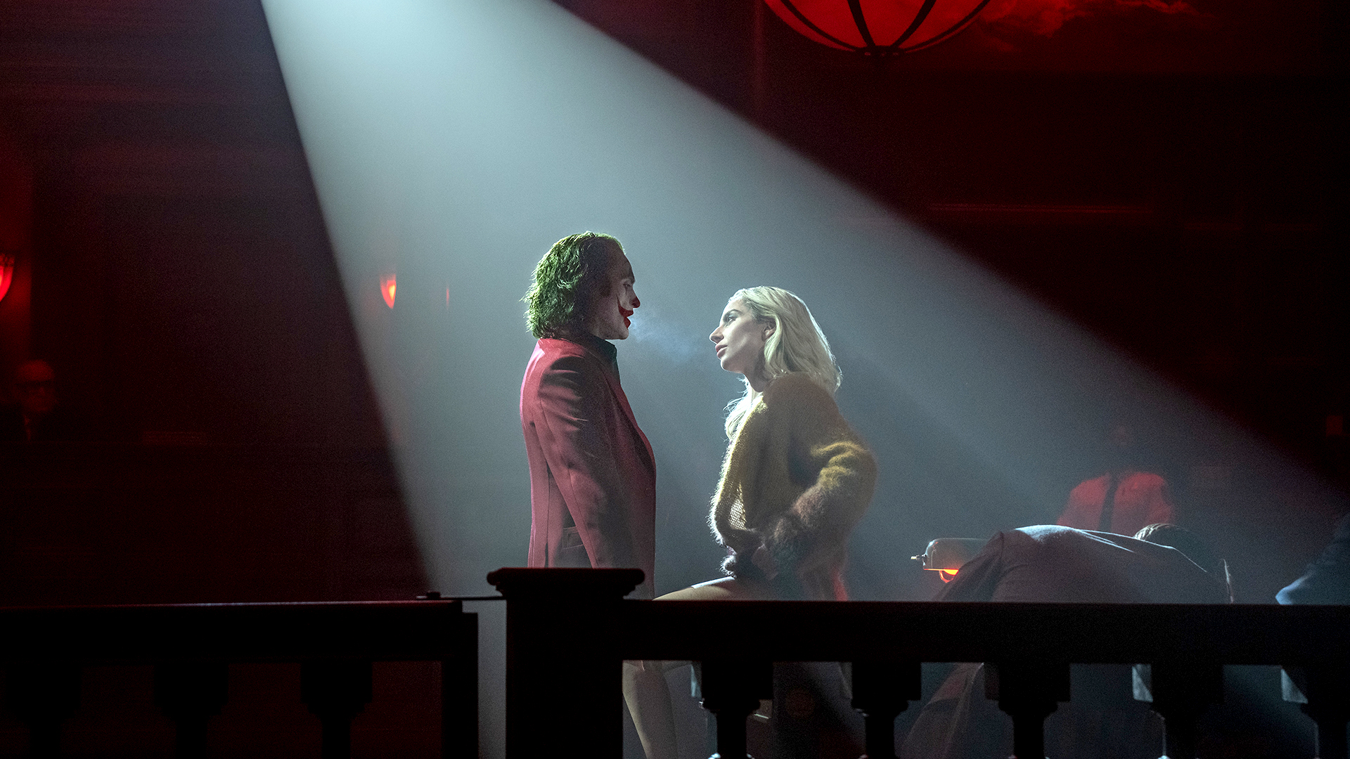 Joaquin Phoenix as Arthur Fleck (aka Joker) and Lady Gaga as Harley ‘Lee’ Quinn in Folie à Deux