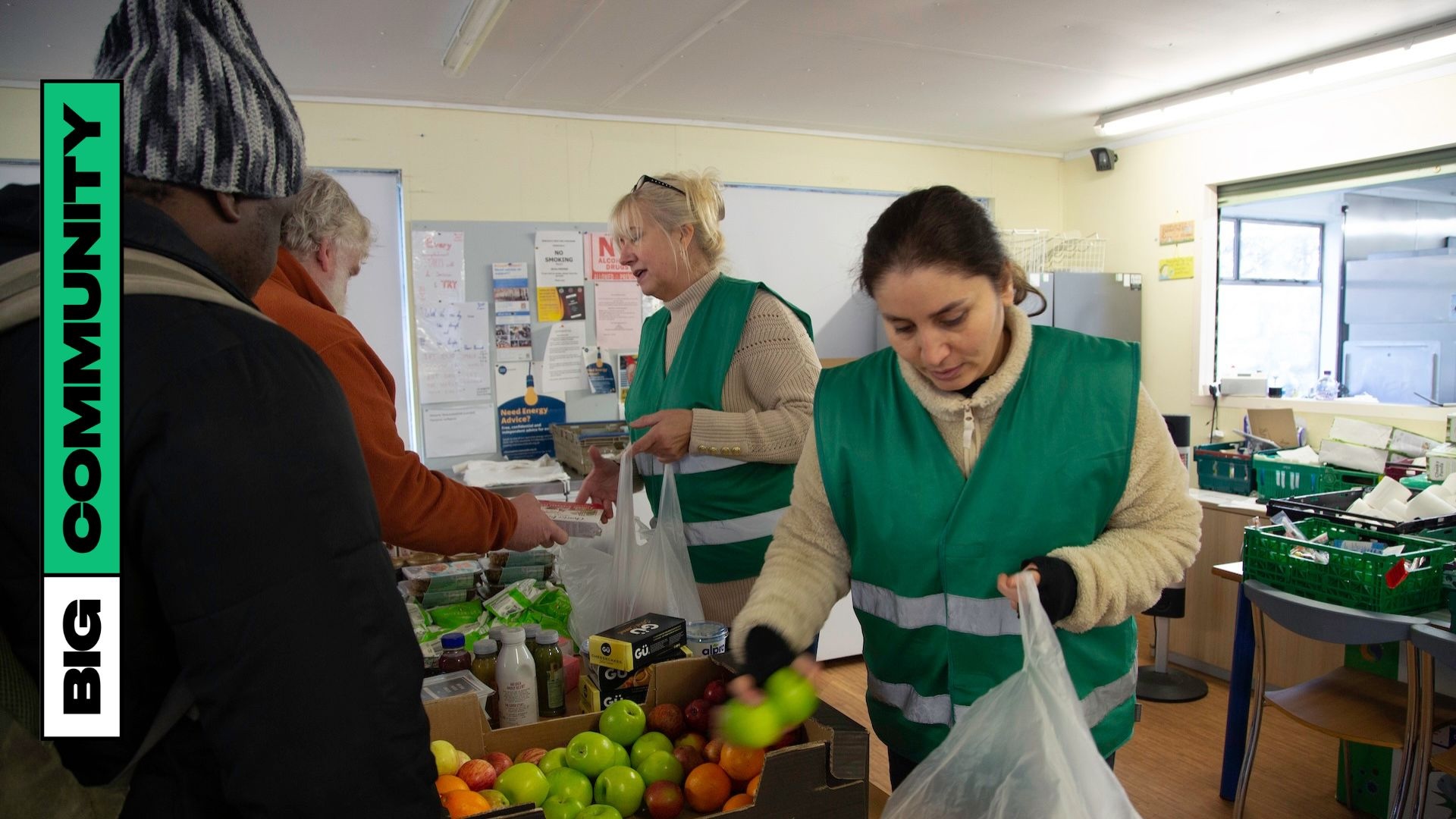 newcastle food bank volunteers