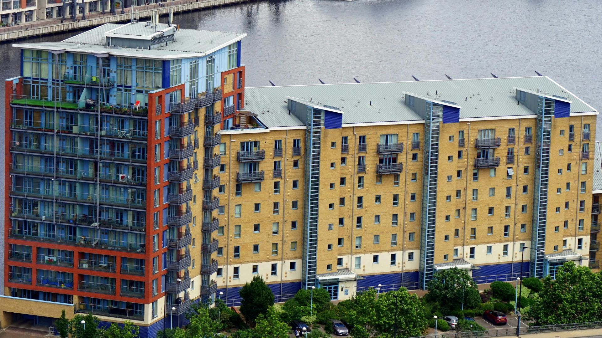 Image of flats in London next to the Thames